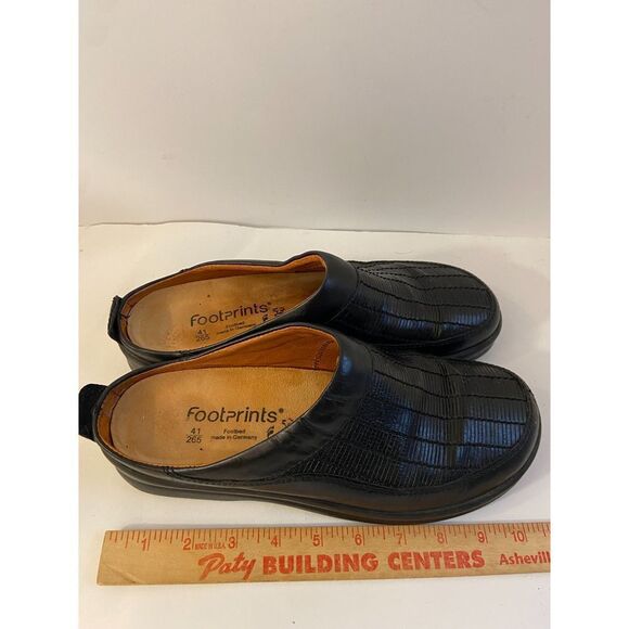 FootPrints Birkenstocks Black Tooled Animal Print Loafers size 41 USA 11 - Picture 1 of 8